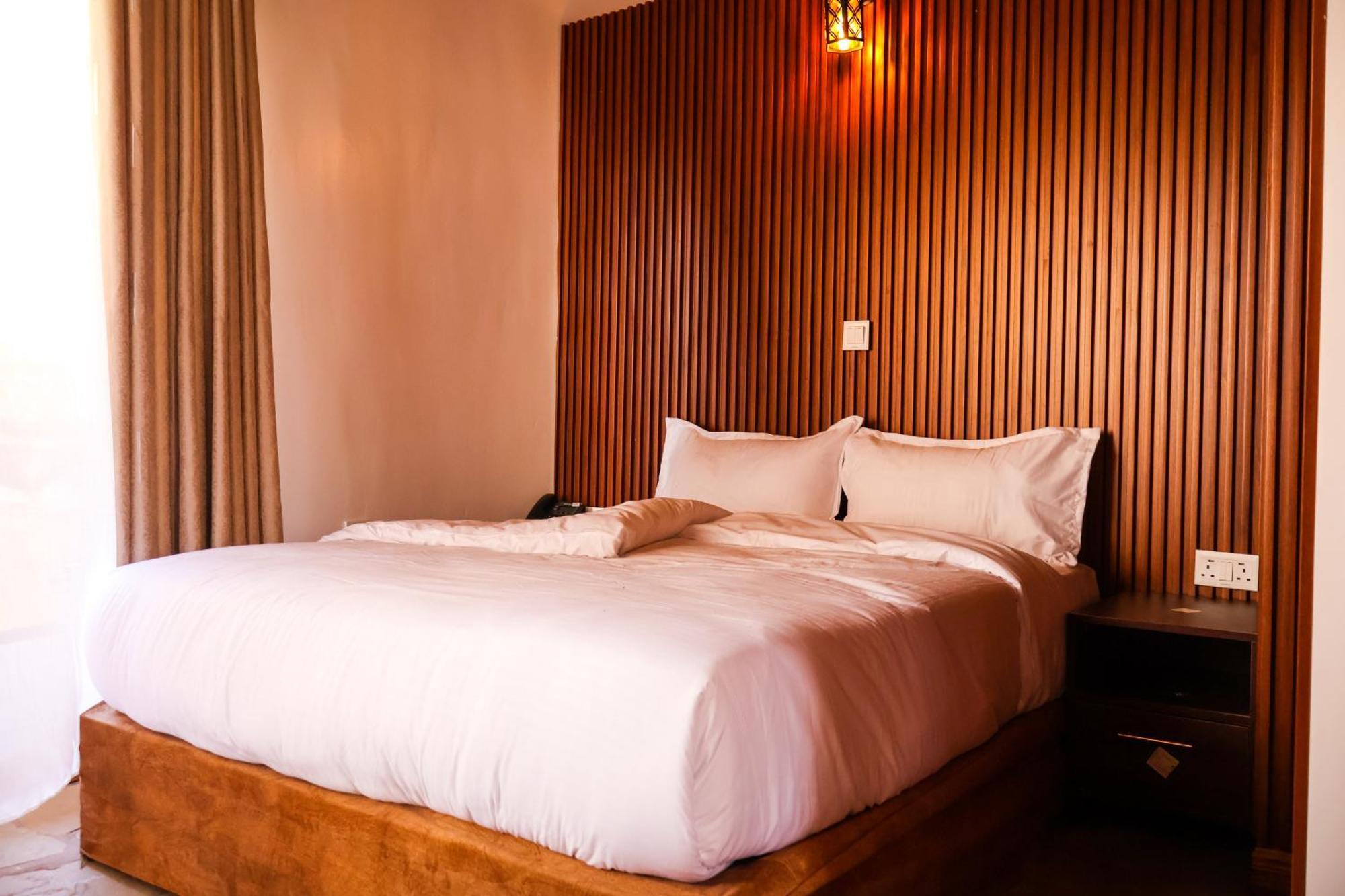 Winter Villa Resort & Spa Limited Embu エクステリア 写真